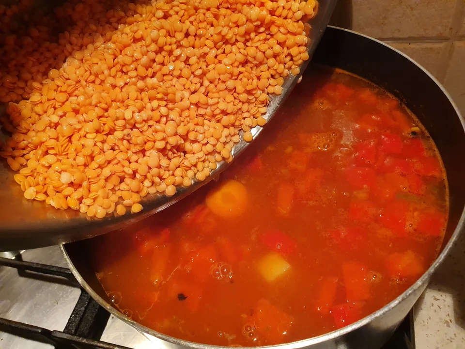 Supă turcească de linte roșie